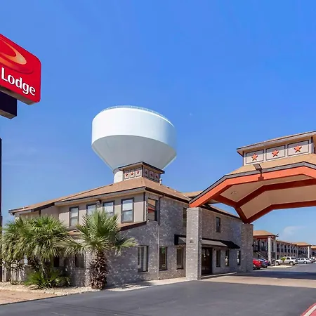 Econo Lodge Near Lackland Air Force Base-Seaworld